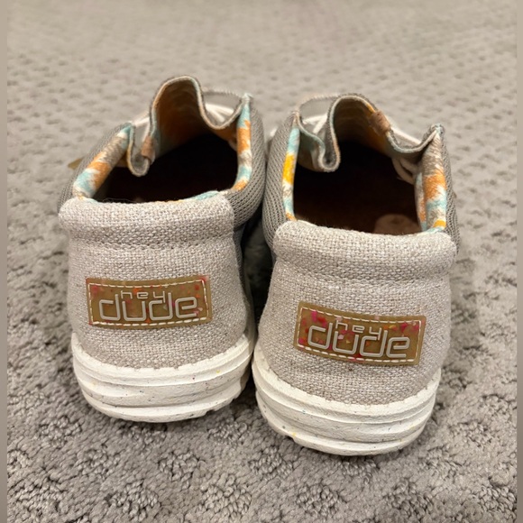 Hey dudes men’s 10 - Picture 3 of 5